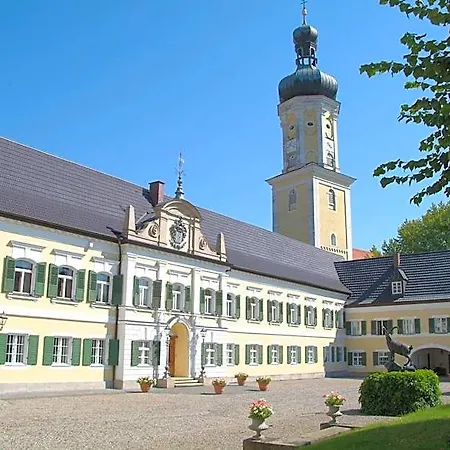ホテル Zur Schloss-schmiede